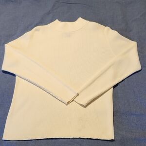 Women's Ribbed Mock neck Sweater.